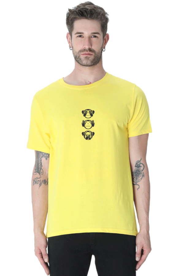 Cotton round neck Tshirt with an artistic print - Image 5